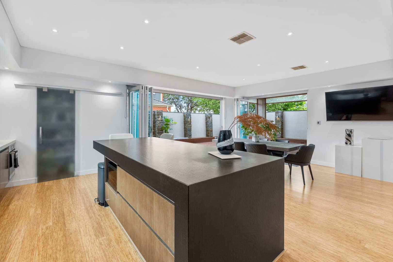 5 Palfrey Green, Caroline Springs, VIC 3023, Caroline Springs - Thumbnail 2