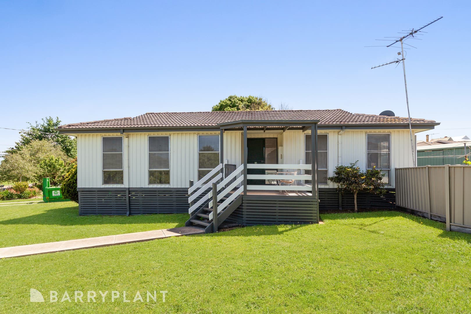 14 Andrew Street, Kilmore, VIC 3764, Kilmore - Thumbnail 2
