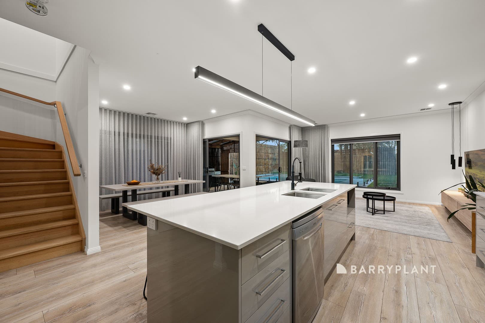 57 Aquatic Drive, Cranbourne West, VIC 3977, Cranbourne West - Thumbnail 2