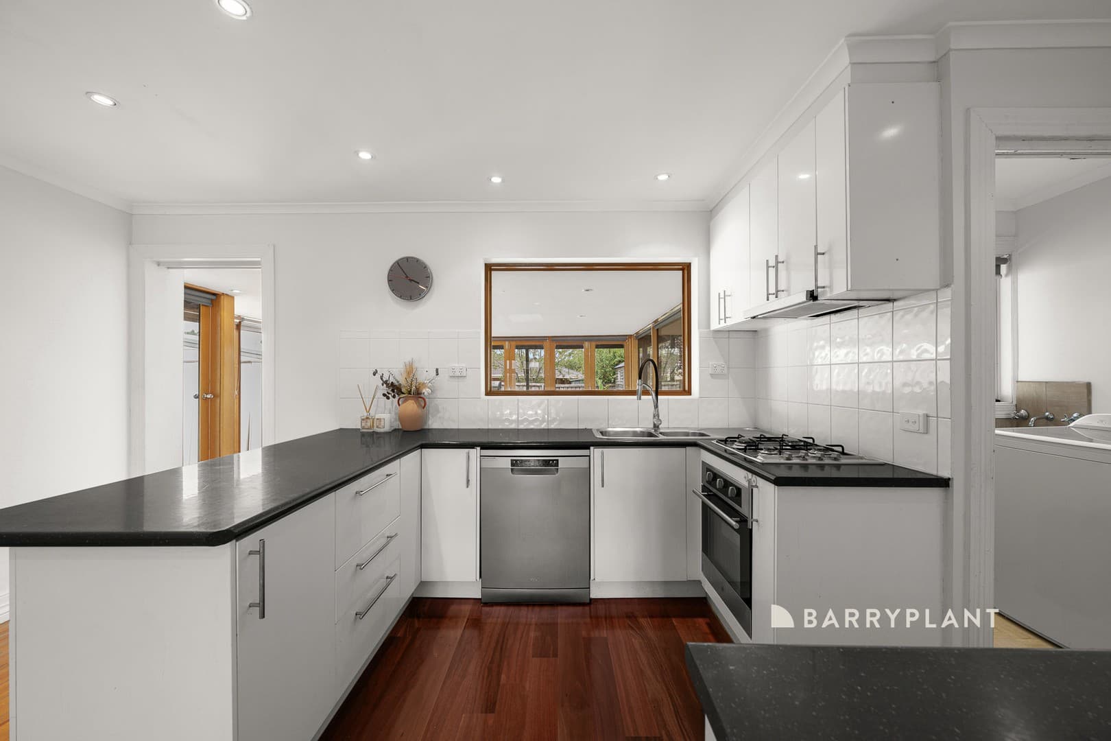 8 Redman Close, Narre Warren, VIC 3805, Narre Warren - Thumbnail 3