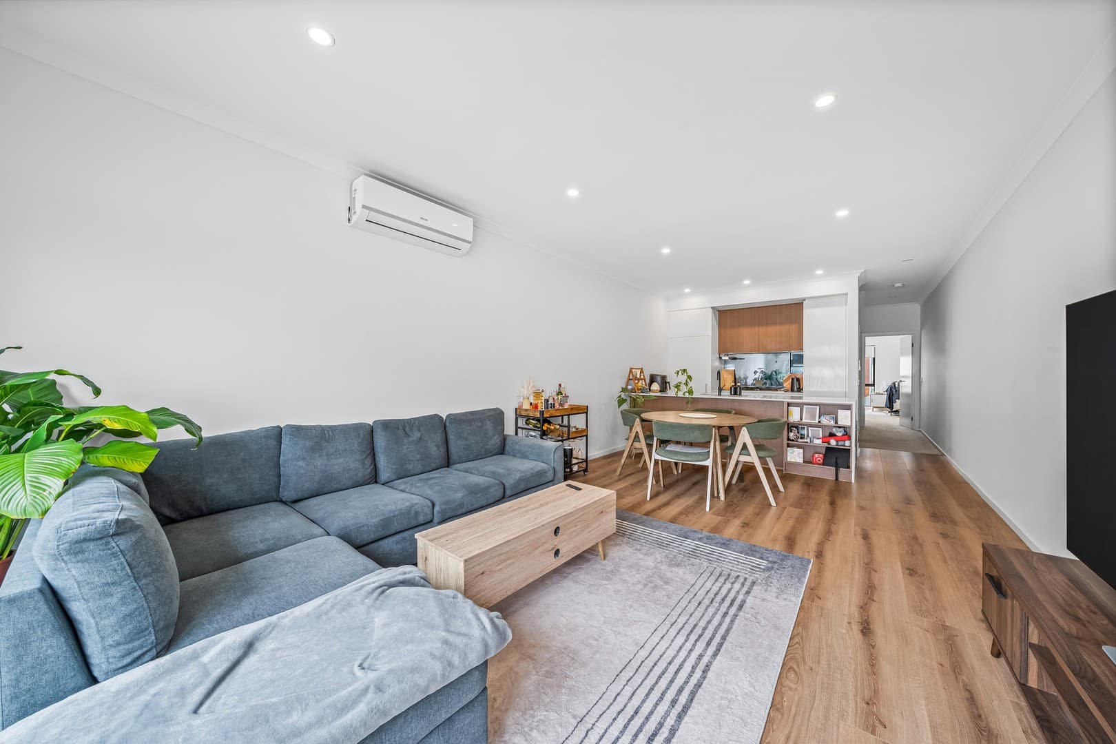 8 Kavanagh Crescent, Keilor Downs - Thumbnail 2