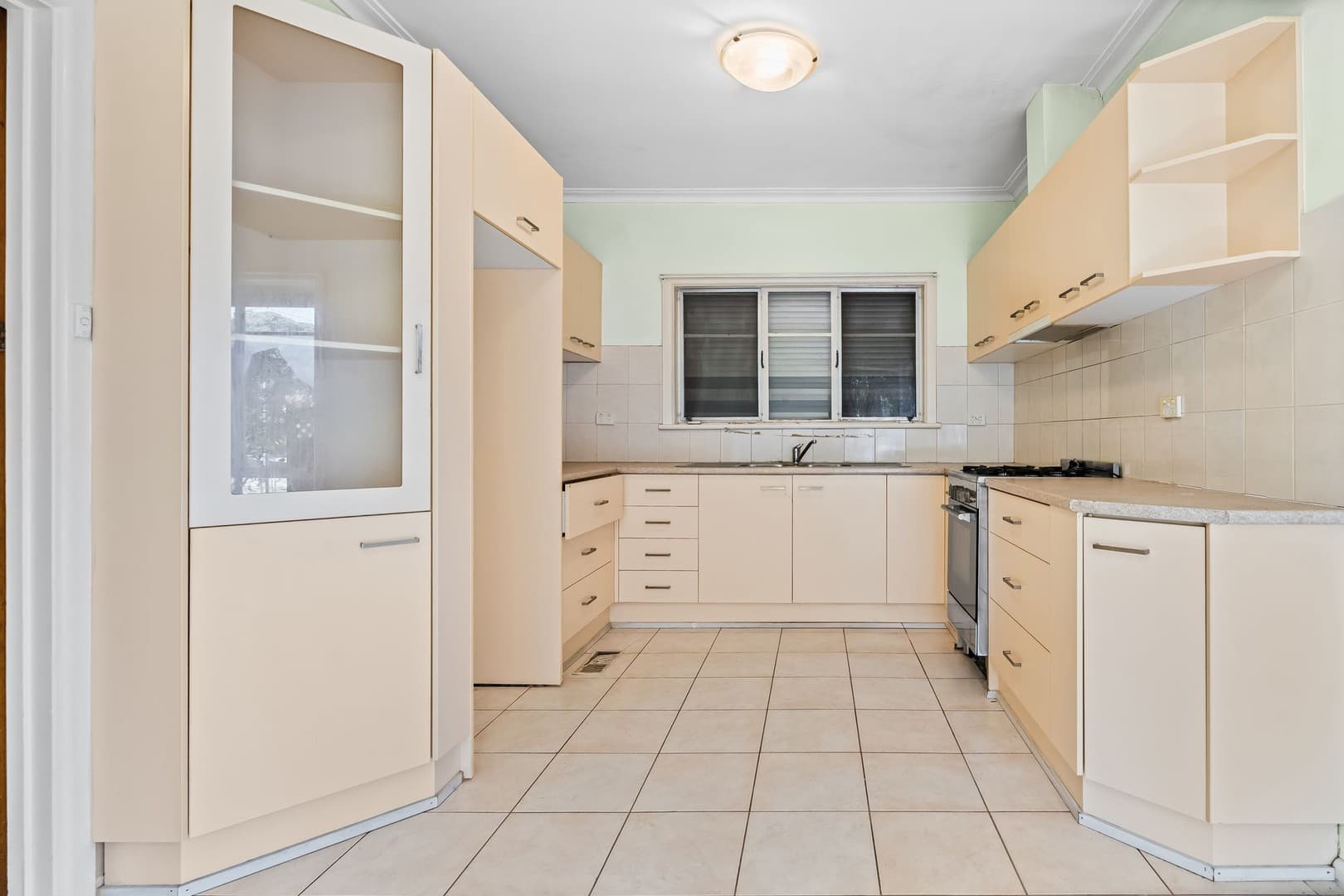 11 Service Street, Sunshine, VIC 3020, Sunshine - Thumbnail 3