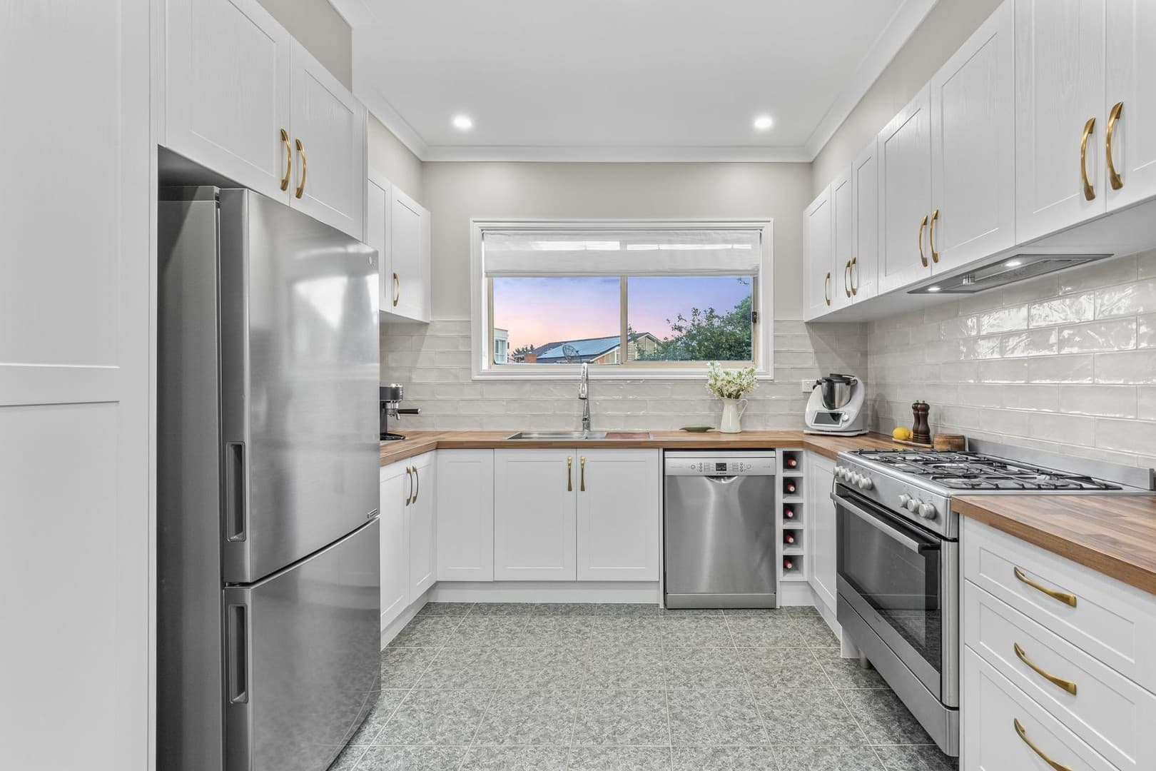 1 Dewey Court, Keilor Downs - Thumbnail 7