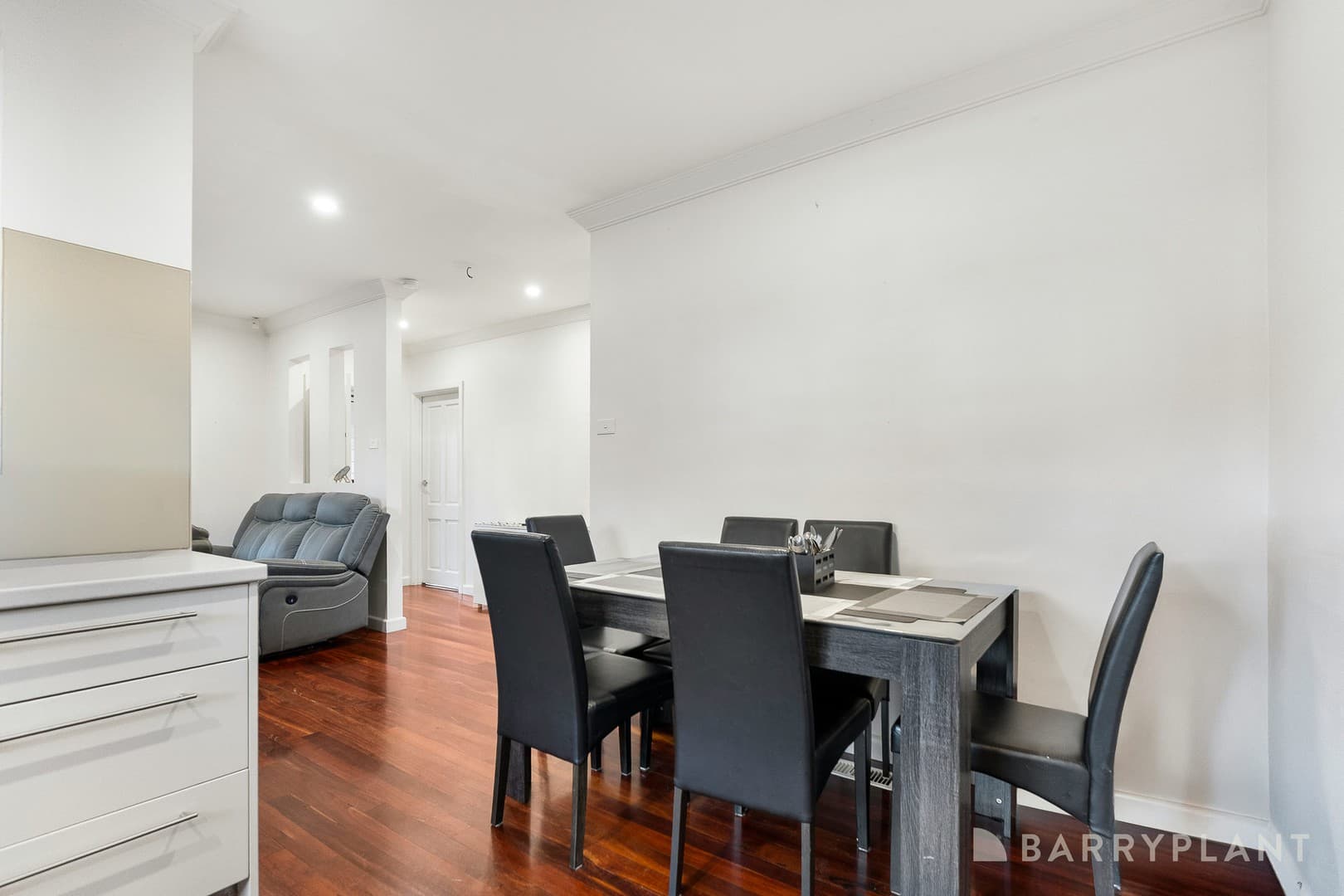 26 Diane Crescent, Mooroolbark, VIC 3138, Mooroolbark - Thumbnail 5