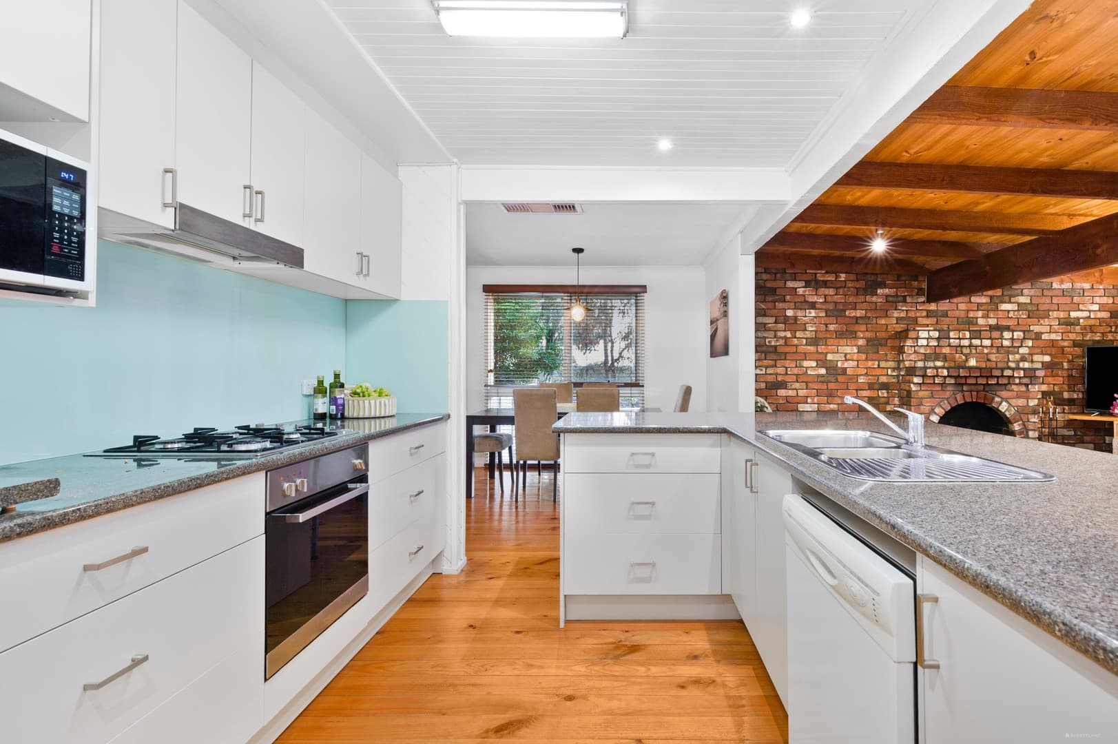 20 Heacham Road, Eltham North, VIC 3095, Eltham North - Thumbnail 4