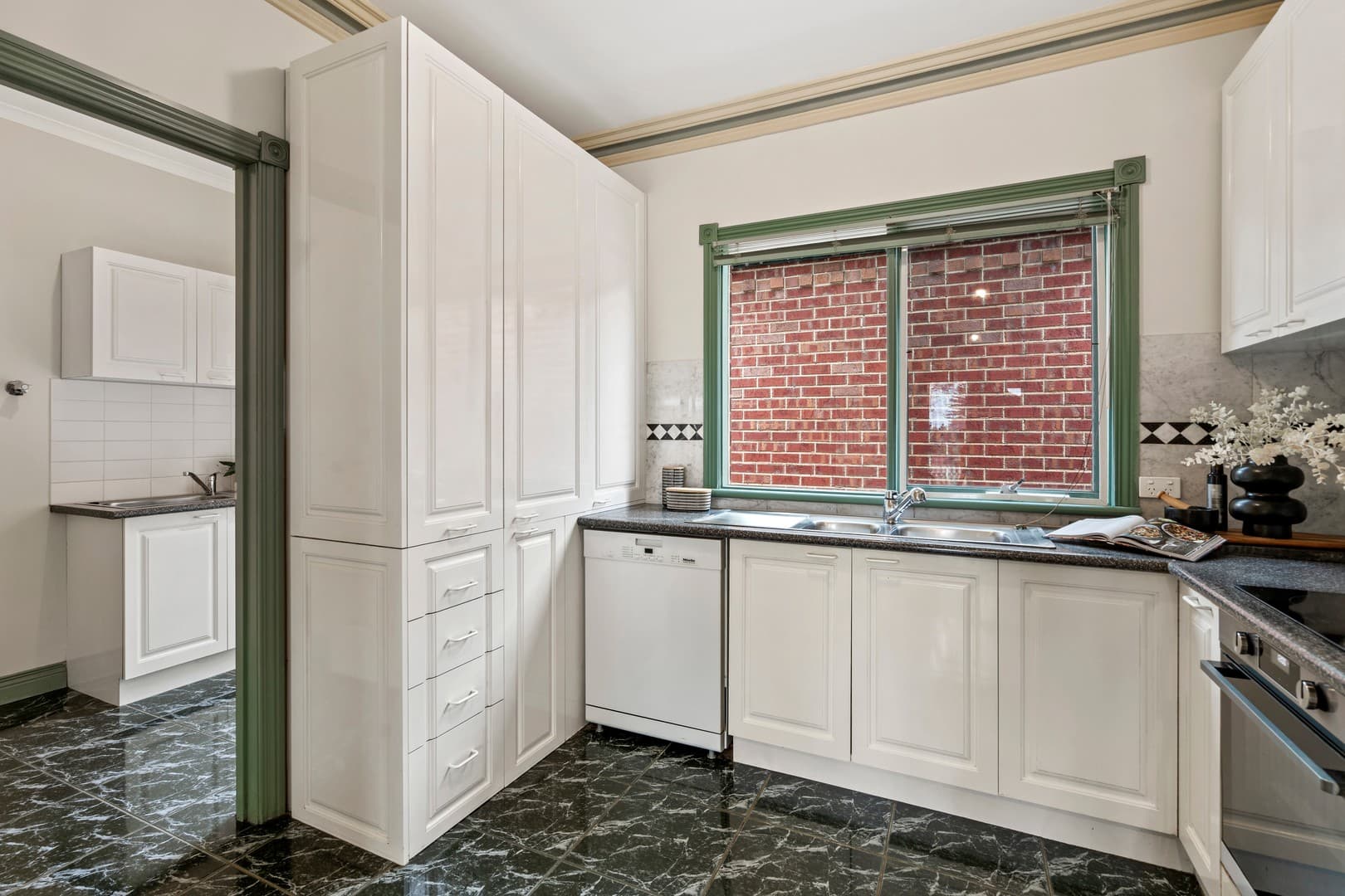 1/42 Arthur Street, Aberfeldie, VIC 3040, Aberfeldie - Thumbnail 5