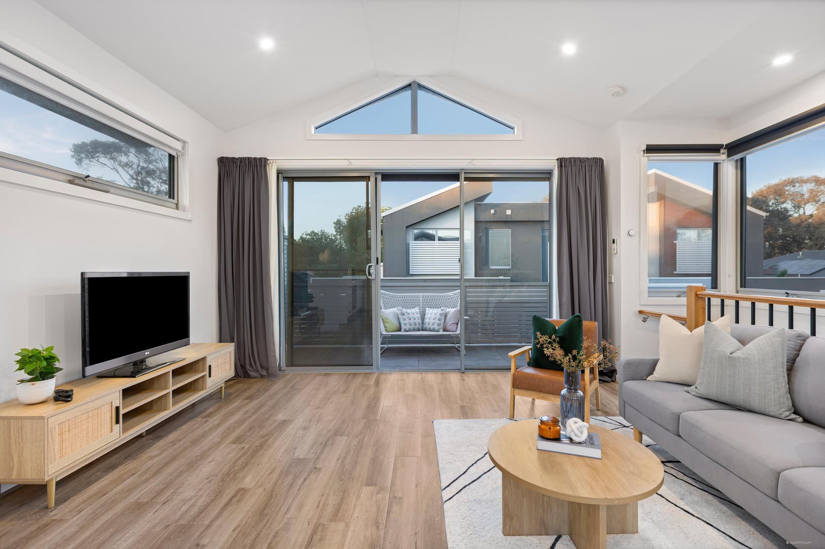 1/8 Bardia Street, Heidelberg West, VIC 3081, Heidelberg West - Thumbnail 2
