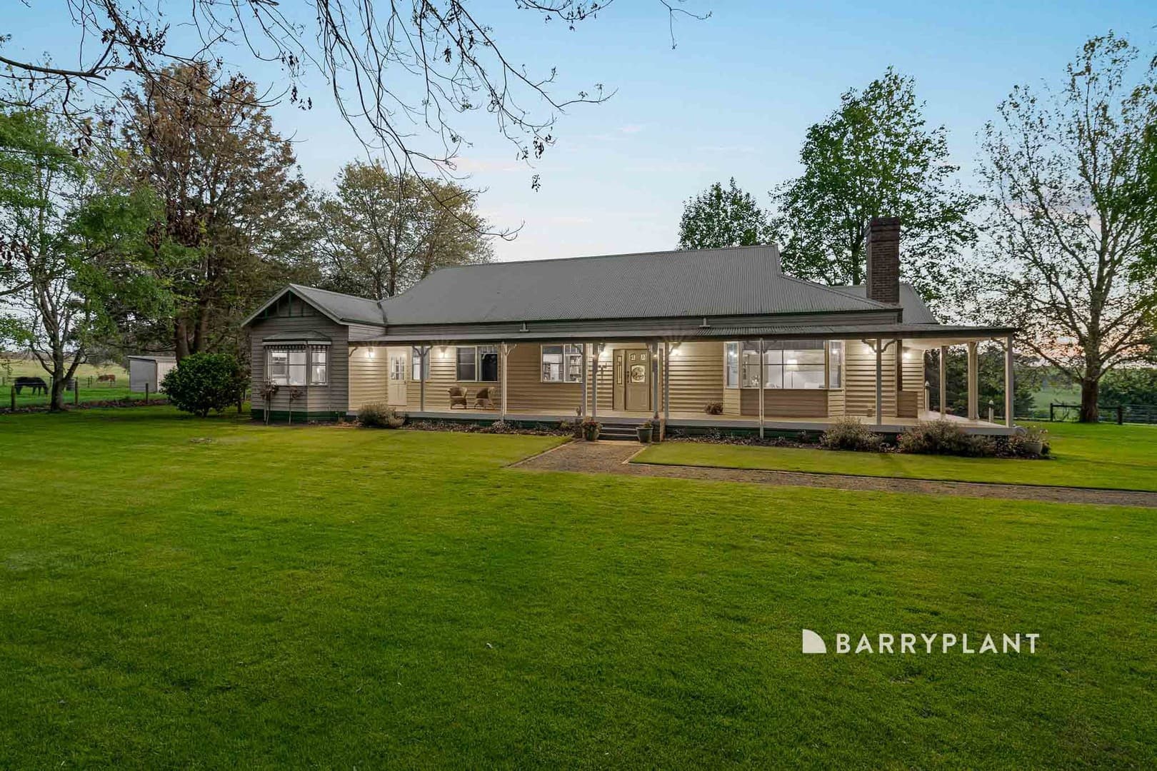 410 Old Sale Road, Drouin West, VIC 3818, Drouin West - Thumbnail 2