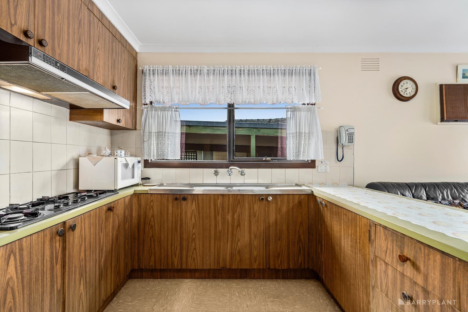 9 Sandhurst Avenue, Doncaster East, VIC 3109, Doncaster East - Thumbnail 5