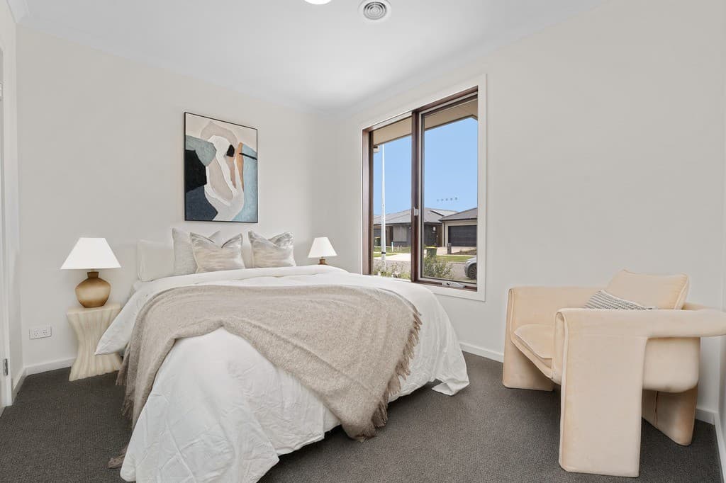 7 Graded Street, Manor Lakes, VIC 3024, Manor Lakes - Thumbnail 2