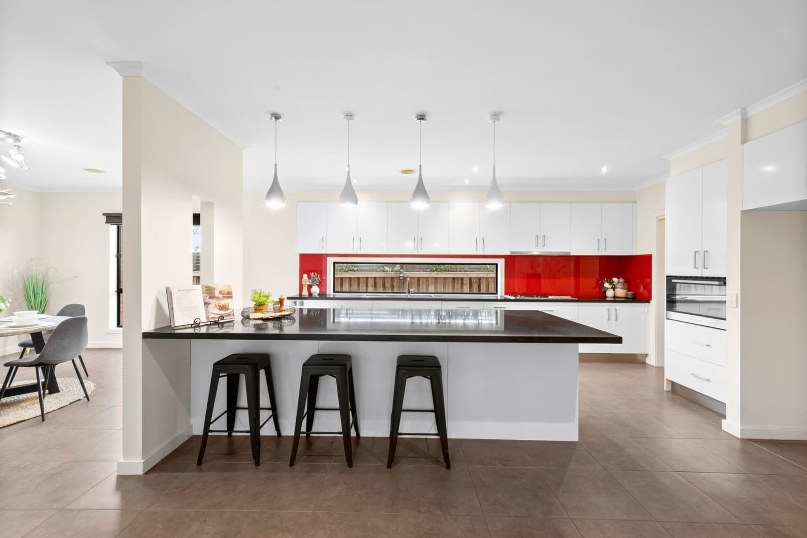 25 Province Boulevard, Highton, VIC 3216, Highton - Thumbnail 2
