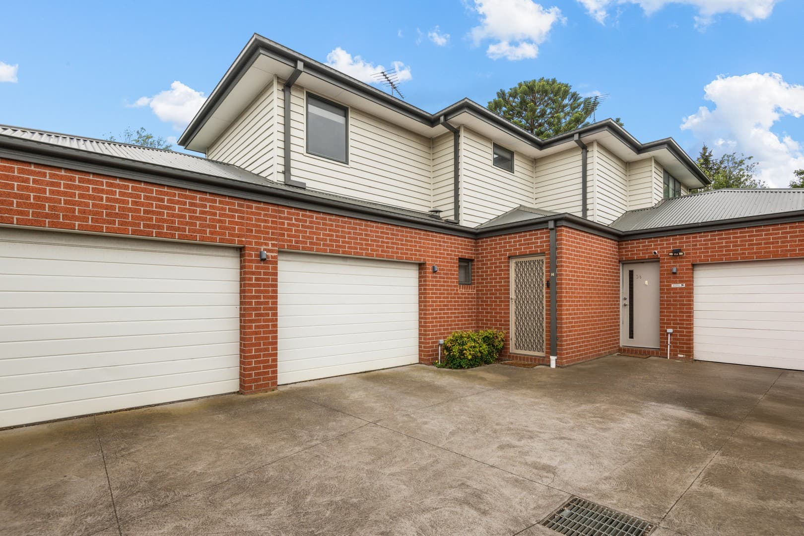 2/6 Gardenia Grove, Norlane, VIC 3214, Norlane - Image 1