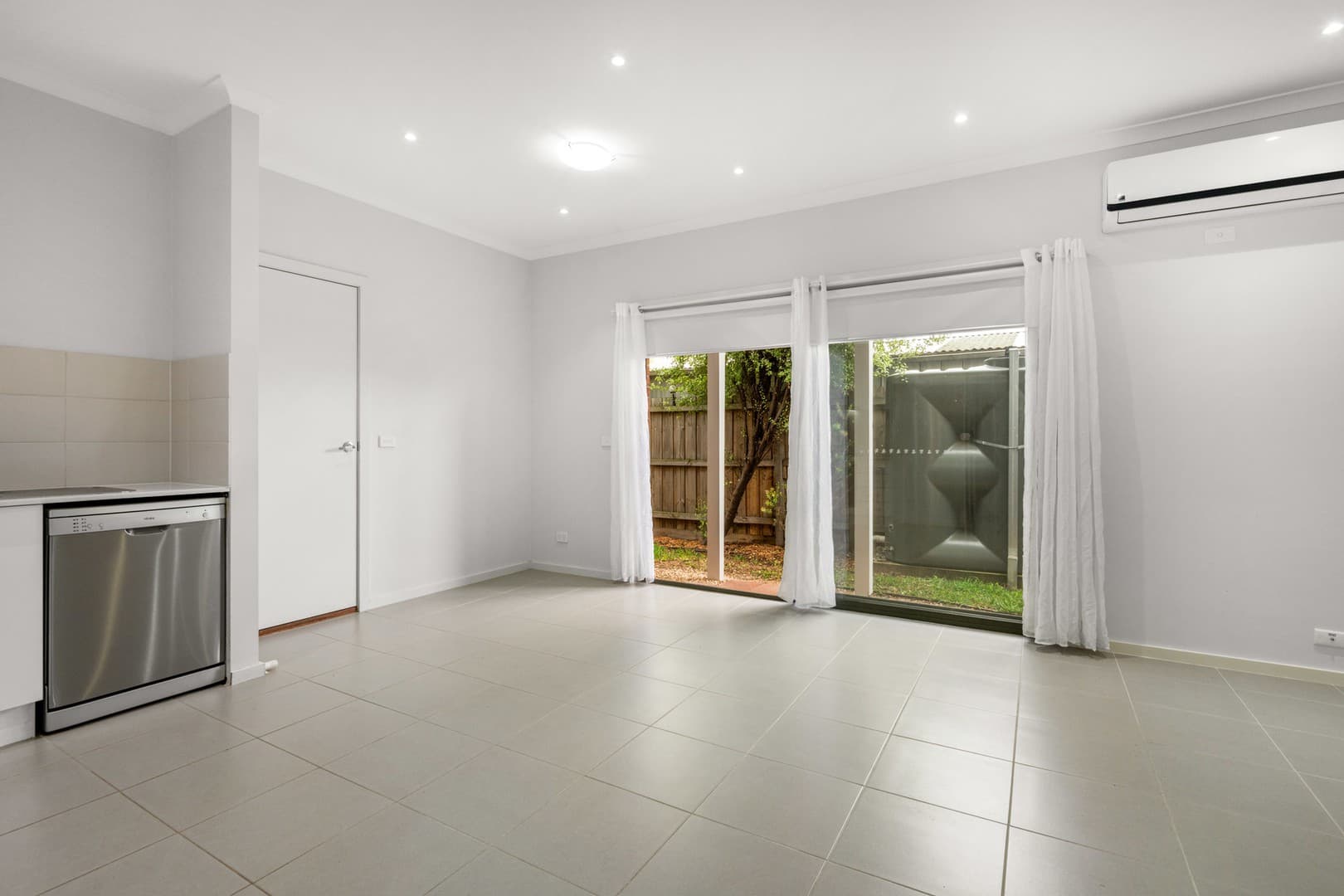 2/6 Gardenia Grove, Norlane, VIC 3214, Norlane - Thumbnail 4