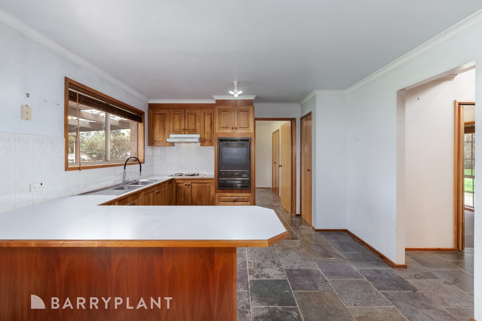 31 Broadford Wandong Road, Wandong, VIC 3758, Wandong - Thumbnail 5