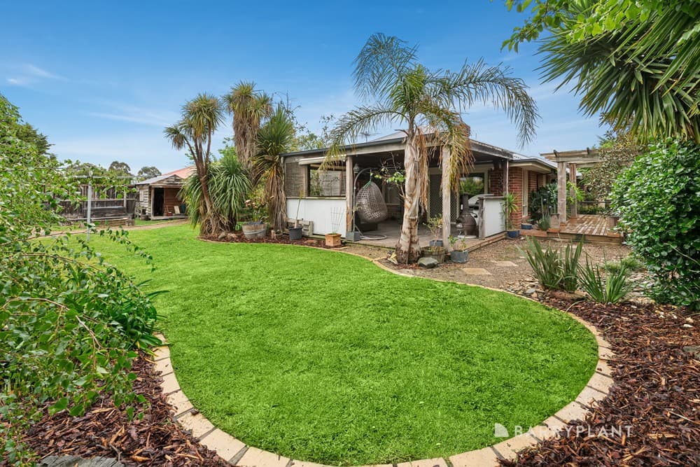 16 Holmwood Crescent, Doreen, VIC 3754, Doreen - Thumbnail 2