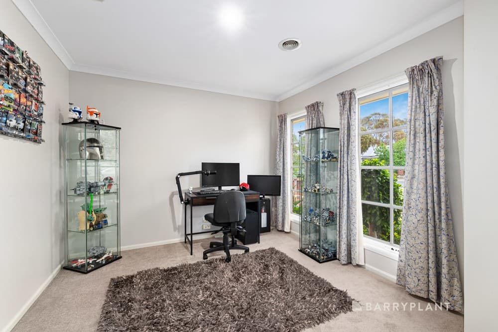 16 Holmwood Crescent, Doreen, VIC 3754, Doreen - Thumbnail 8