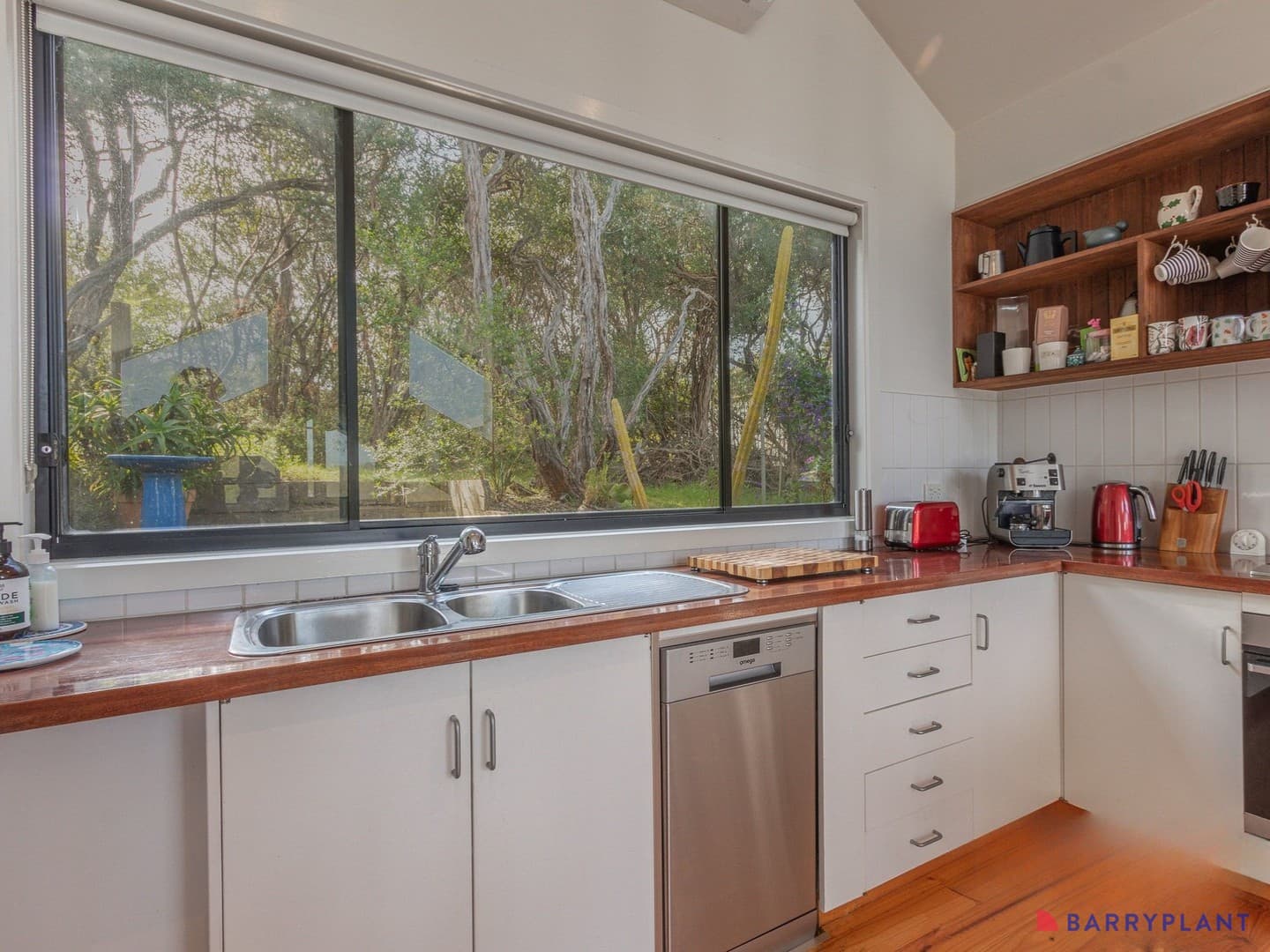 8 Hakea Street, Venus Bay, VIC 3956, Venus Bay - Thumbnail 8