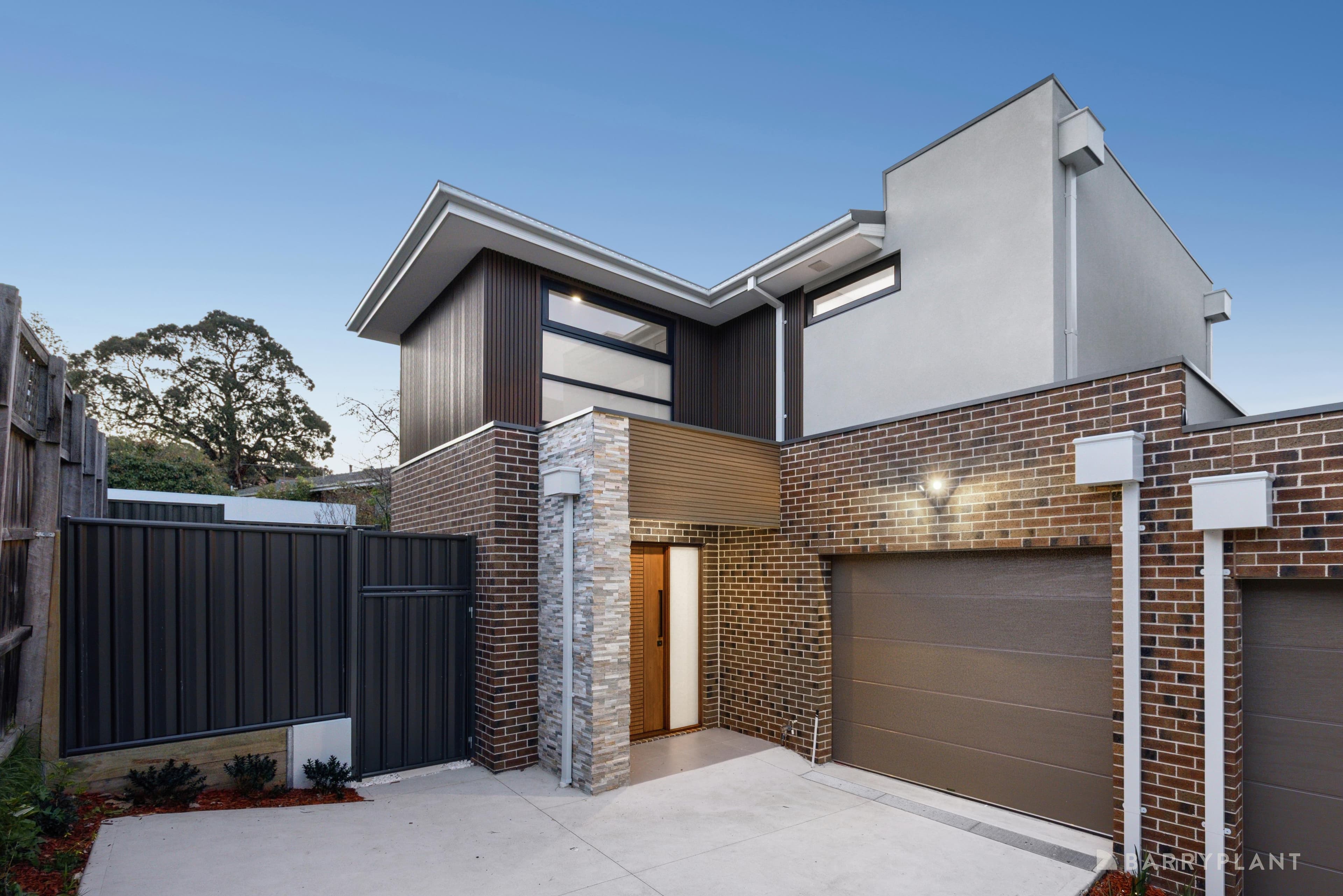 3/11 Thiele Street, Doncaster - Image 1