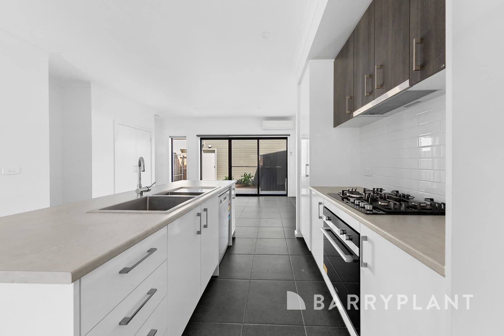 26 Kobe Street, Deanside - Thumbnail 4