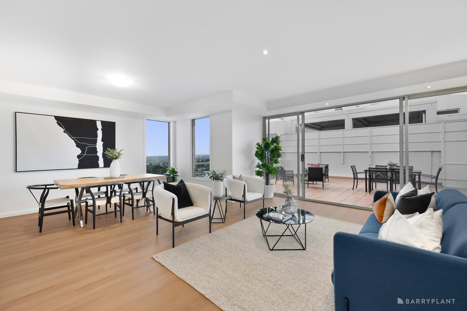 6001/2 Sovereign Point Court, Doncaster, VIC 3108, Doncaster - Thumbnail 4