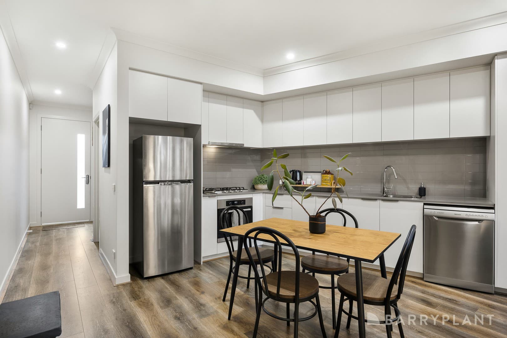 1A/24 Collins Place, Kilsyth, VIC 3137, Kilsyth - Thumbnail 2