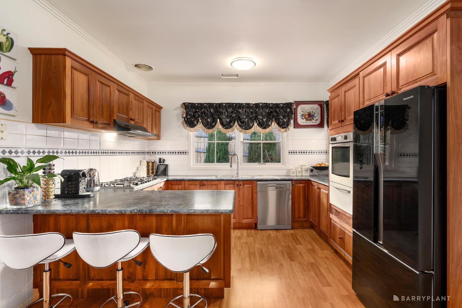 7 Mincha Avenue, Templestowe Lower, VIC 3107, Templestowe Lower - Thumbnail 4