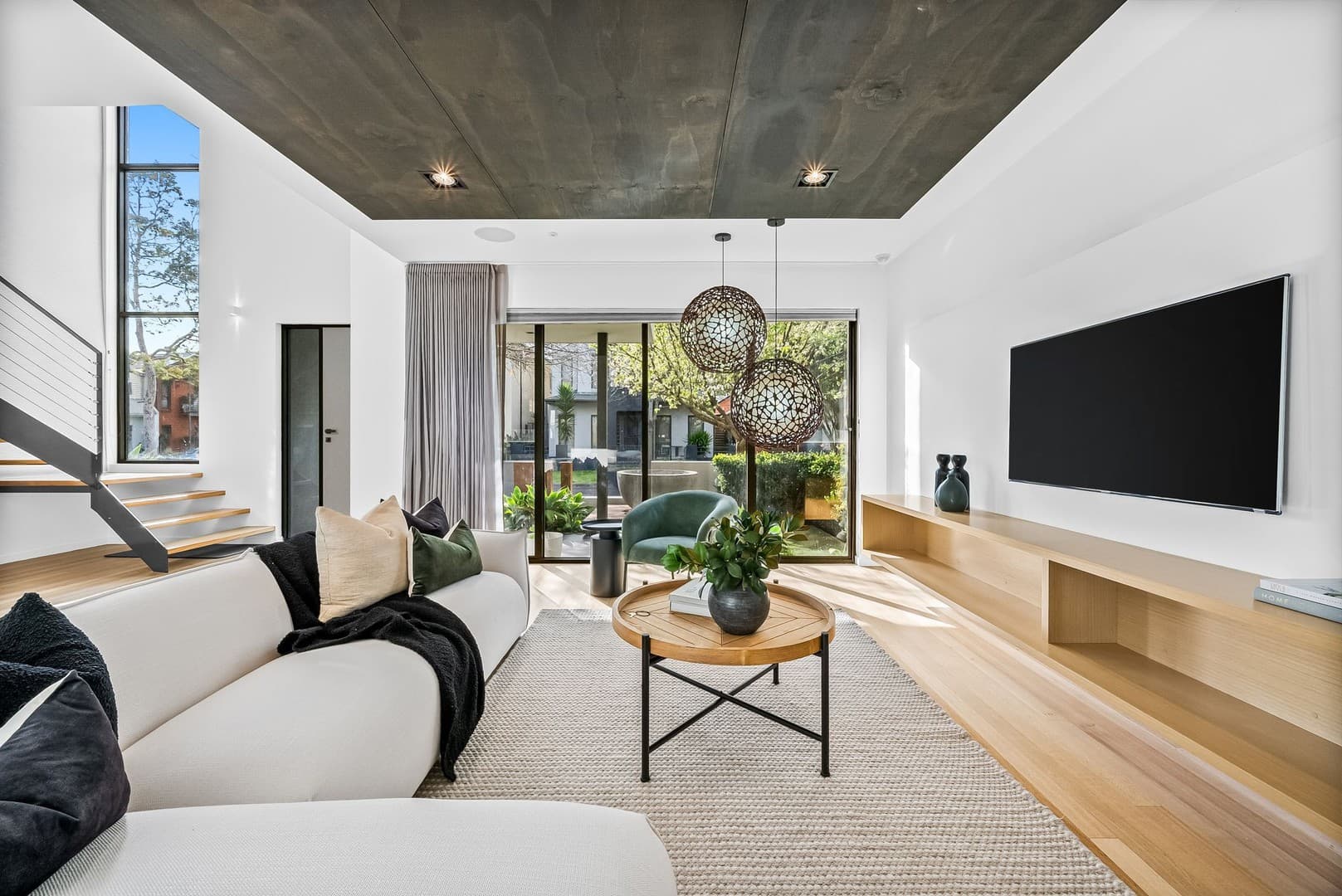 6 Neumayer Place, Newport, VIC 3015, Newport - Thumbnail 3