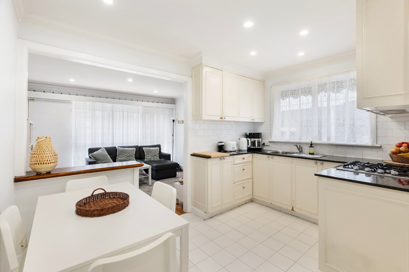2/11 St Kinnord Street, Aberfeldie, VIC 3040, Aberfeldie - Thumbnail 3