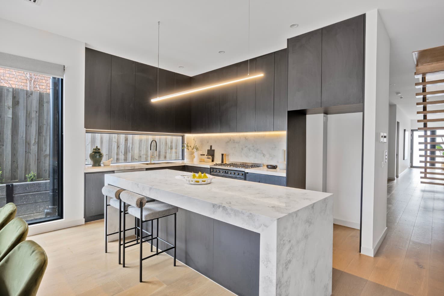 12 Magnolia Street, Oak Park, VIC 3046, Oak Park - Thumbnail 2