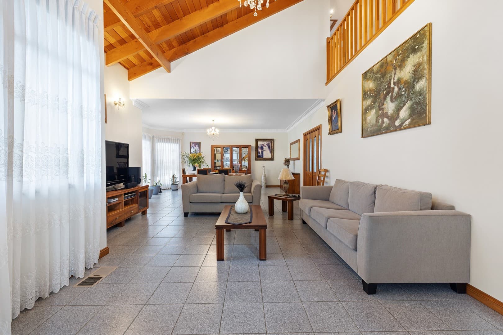 16 Kevington Street, Werribee, VIC 3030, Werribee - Thumbnail 4