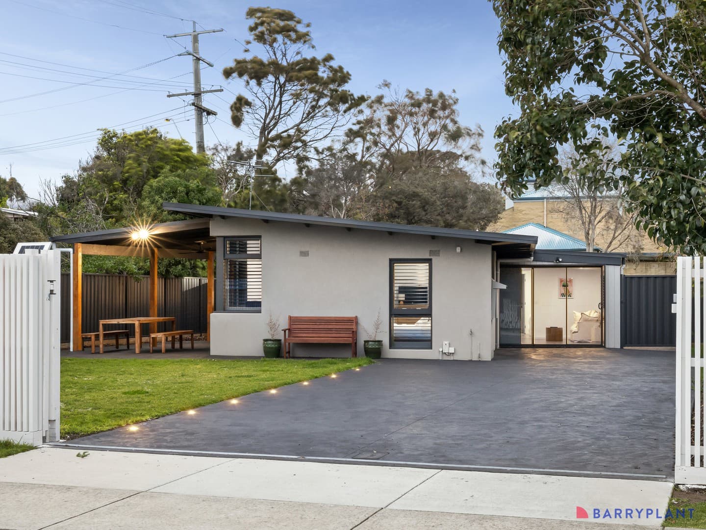 1 Beach Street, Cowes, VIC 3922, Cowes - Thumbnail 2
