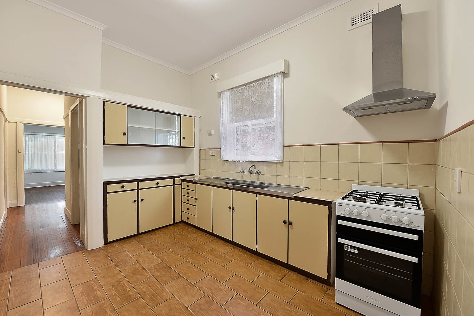37 Regent Street, Preston, VIC 3072, Preston - Thumbnail 3