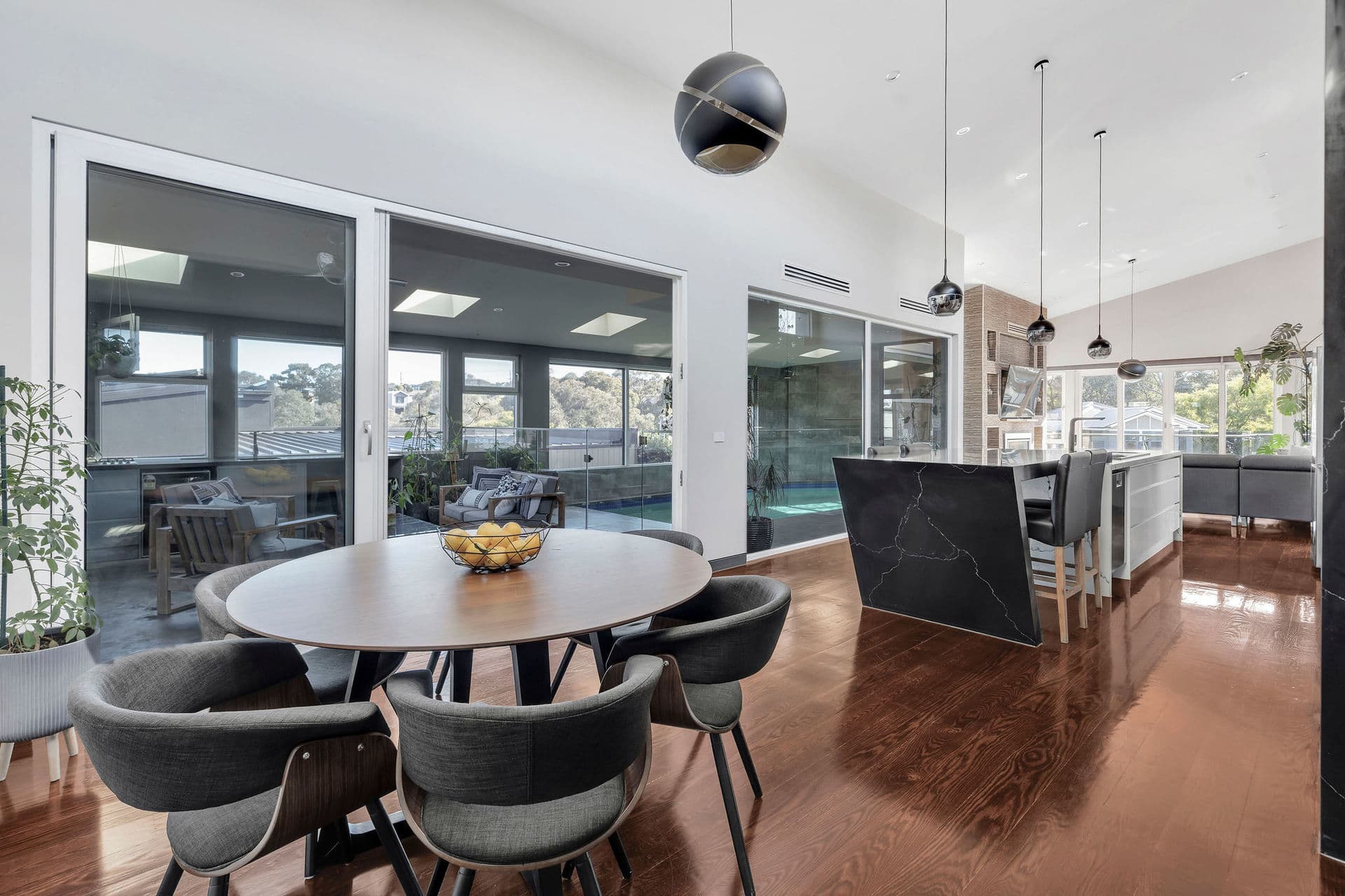 2 Zenith Street, Pascoe Vale - Thumbnail 4