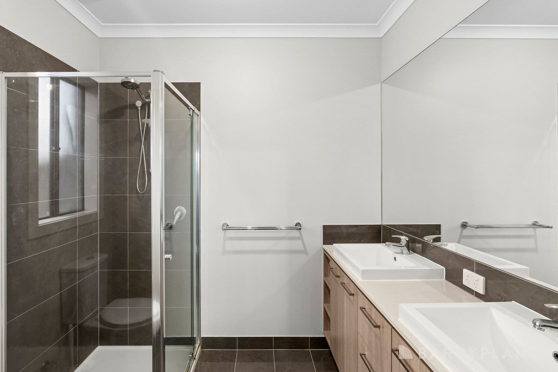 12 Gamesley Avenue, Werribee - Thumbnail 5