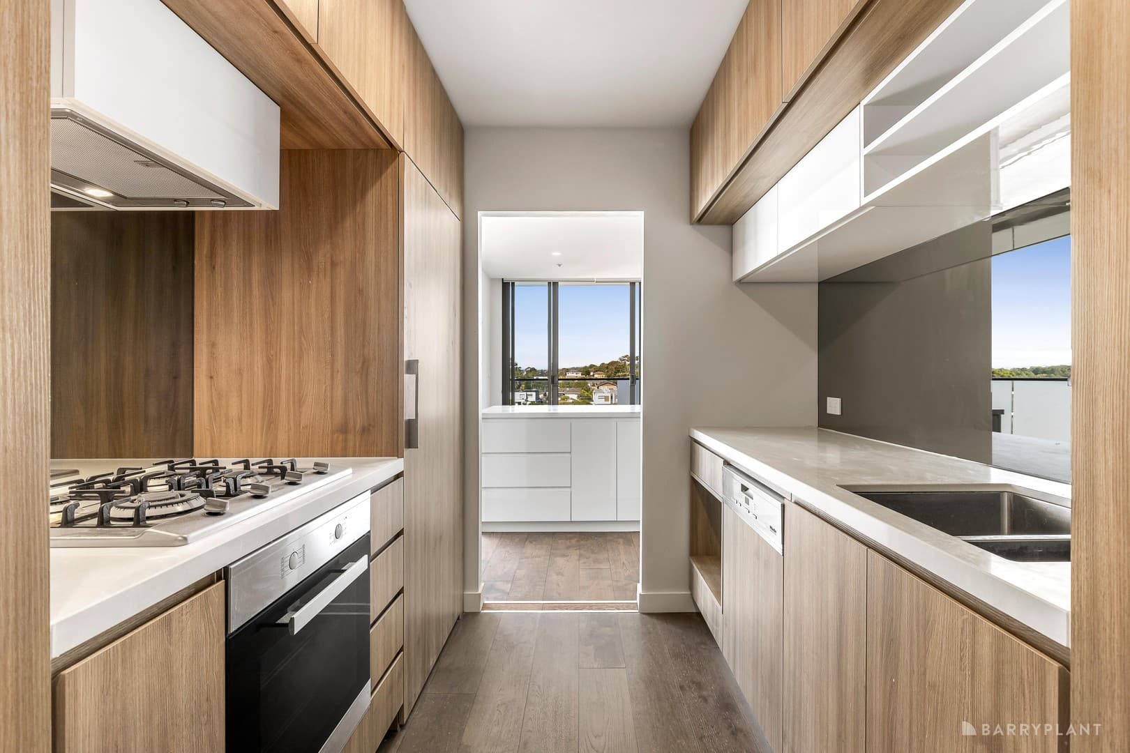 601/1 Grosvenor Street, Doncaster, VIC 3108, Doncaster - Thumbnail 3