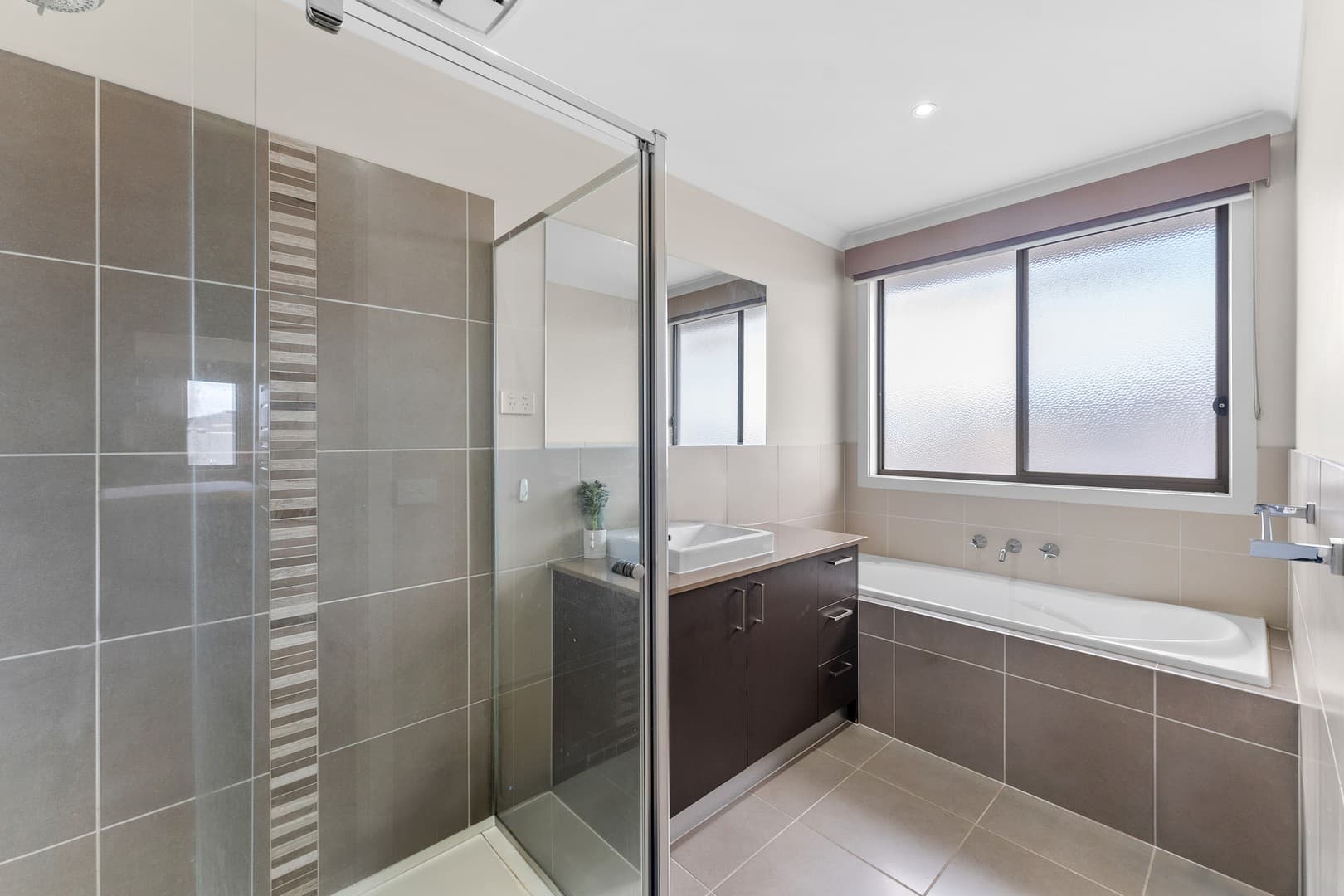 2/8 Jardine Drive, Fraser Rise, VIC 3336, Fraser Rise - Thumbnail 6