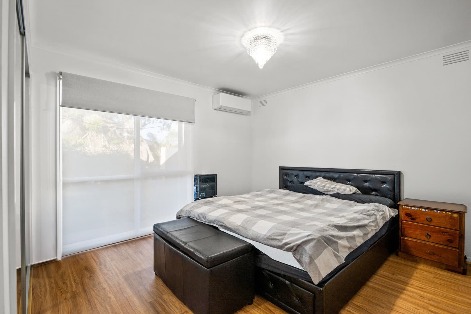 19 Quarry Road, Lethbridge - Thumbnail 5
