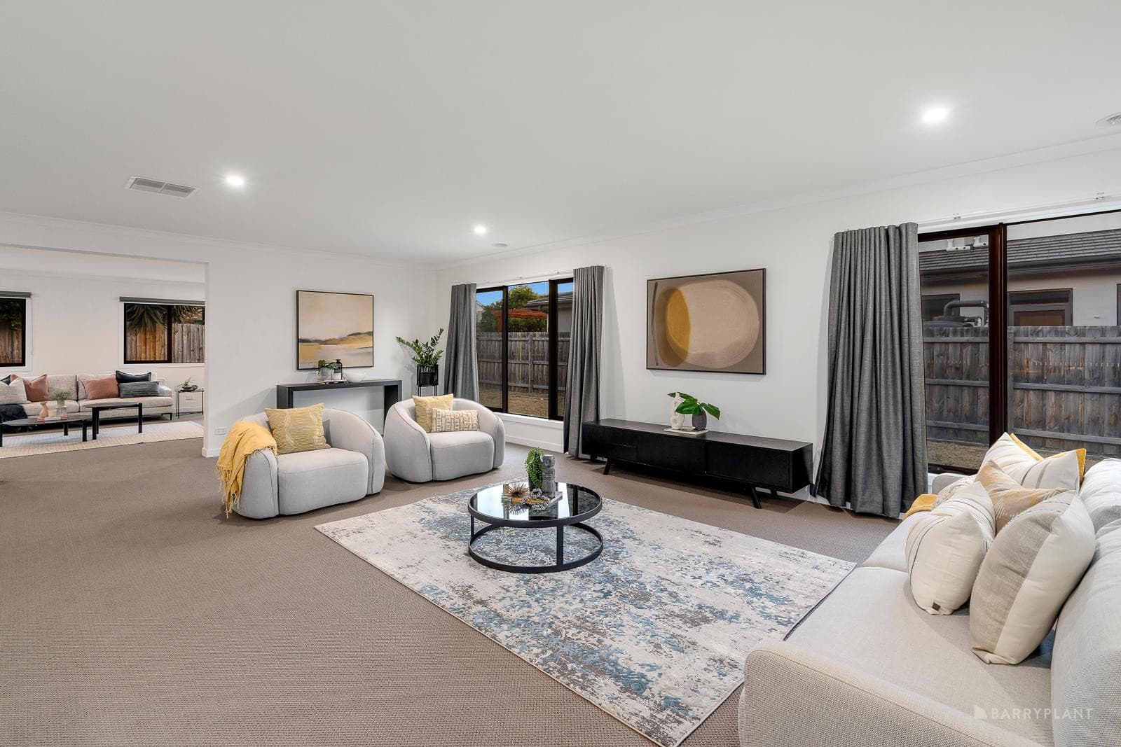 10 Pine Way, Doncaster East, VIC 3109, Doncaster East - Thumbnail 2