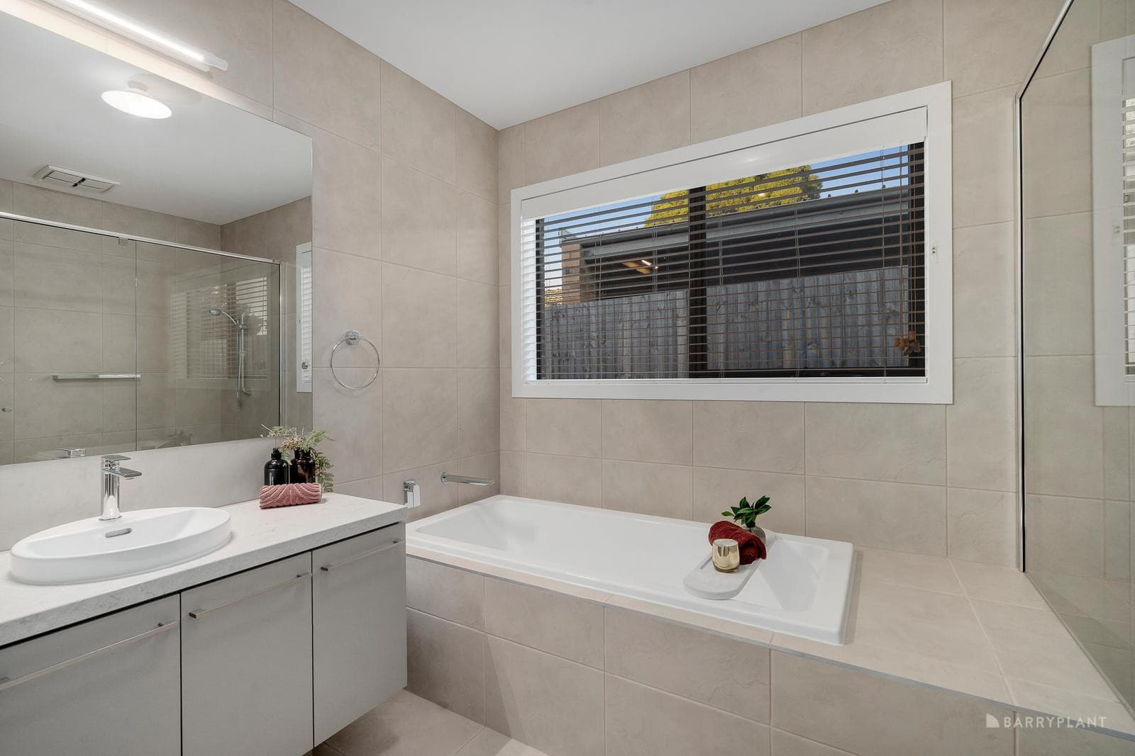 10 Pine Way, Doncaster East, VIC 3109, Doncaster East - Thumbnail 6