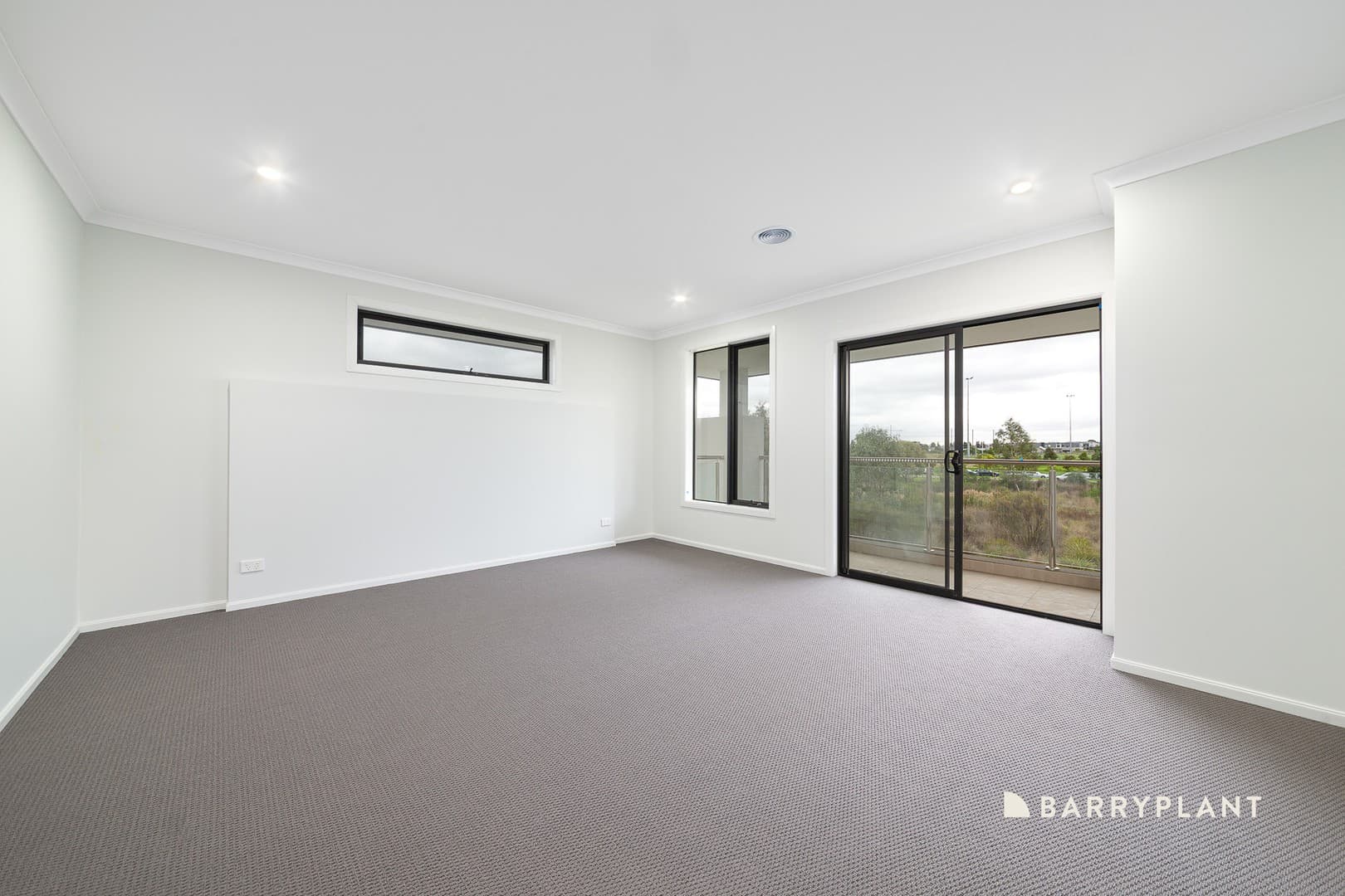 17 Crawford Crescent, Wollert, VIC 3750, Wollert - Thumbnail 8