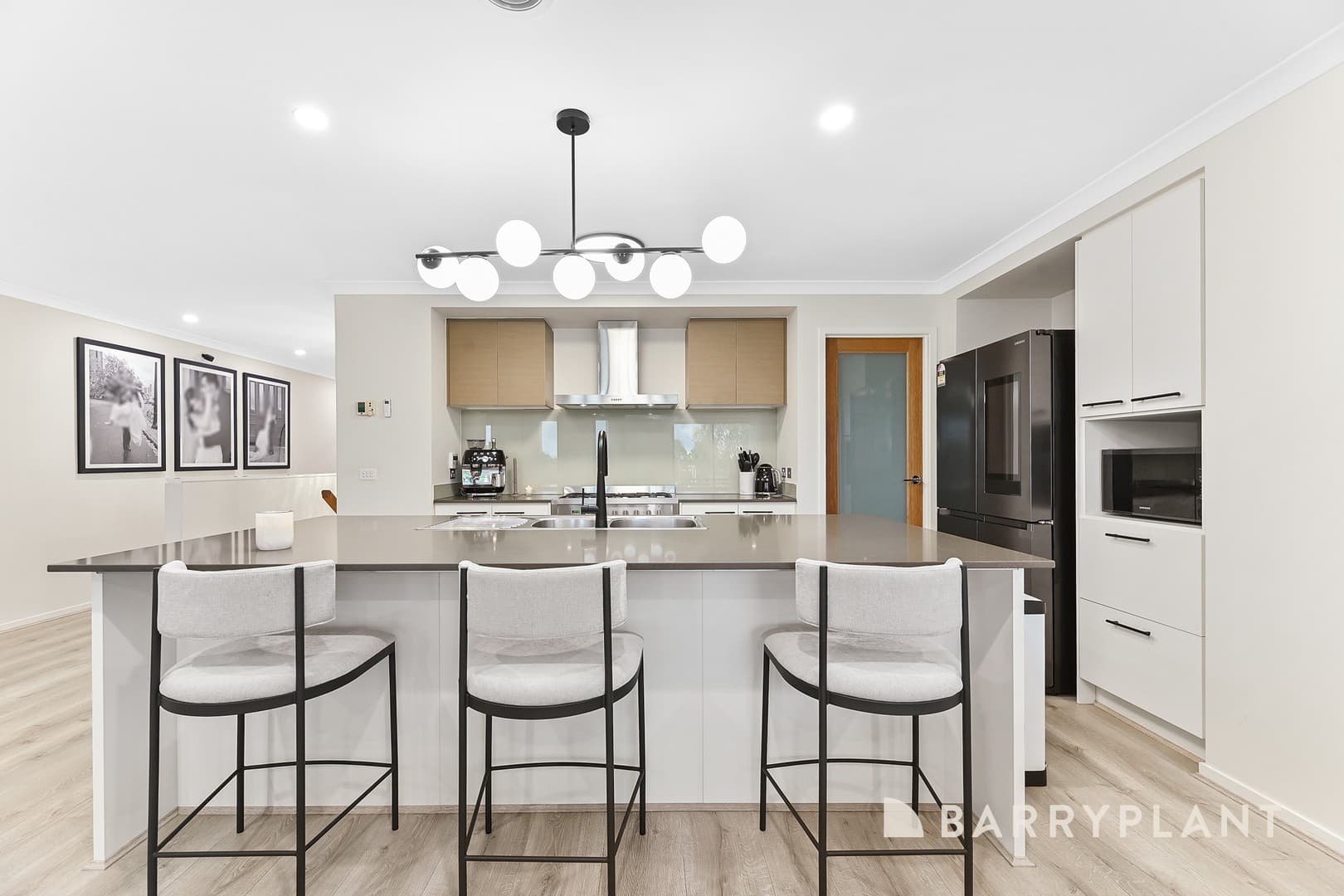 14 Quintino Walk, Clyde North, VIC 3978, Clyde North - Thumbnail 3