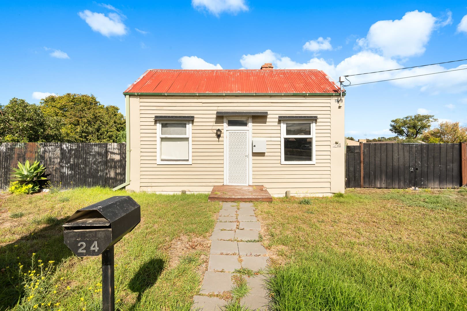 24 Patullos Road, Lara, VIC 3212, Lara - Thumbnail 2