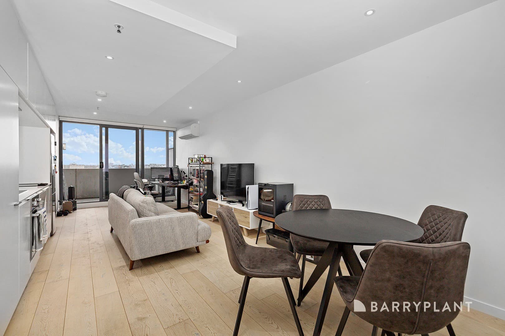 1507/1 Ascot Vale Road, Flemington, VIC 3031, Flemington - Thumbnail 3