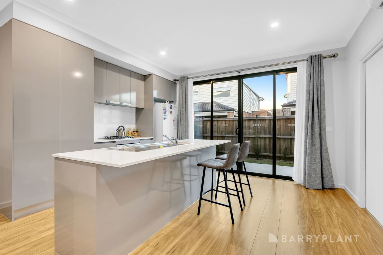 6/6 Carnaby Road, Epping, VIC 3076, Epping - Thumbnail 2