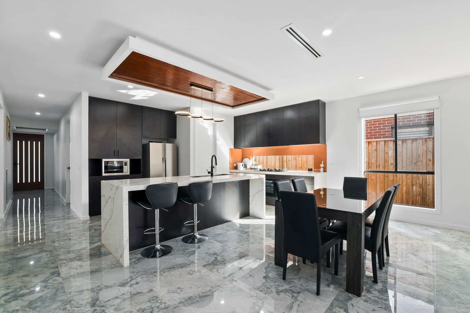 39 Heath Avenue, Rockbank, VIC 3335, Rockbank - Thumbnail 2