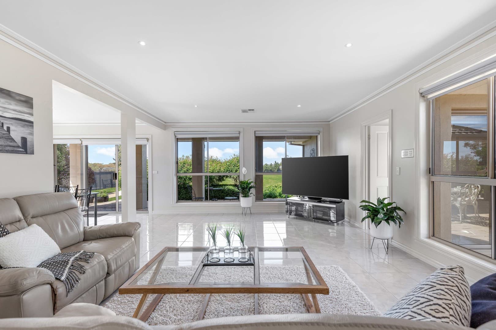 11 Boronia Drive, Hillside, VIC 3037, Hillside - Thumbnail 7
