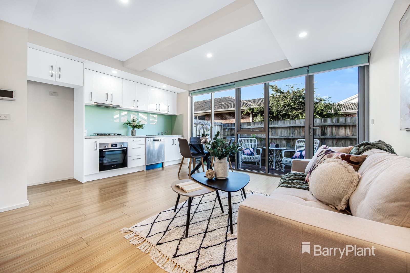G02/22 Shirley Avenue, Glen Waverley, VIC 3150, Glen Waverley - Thumbnail 3