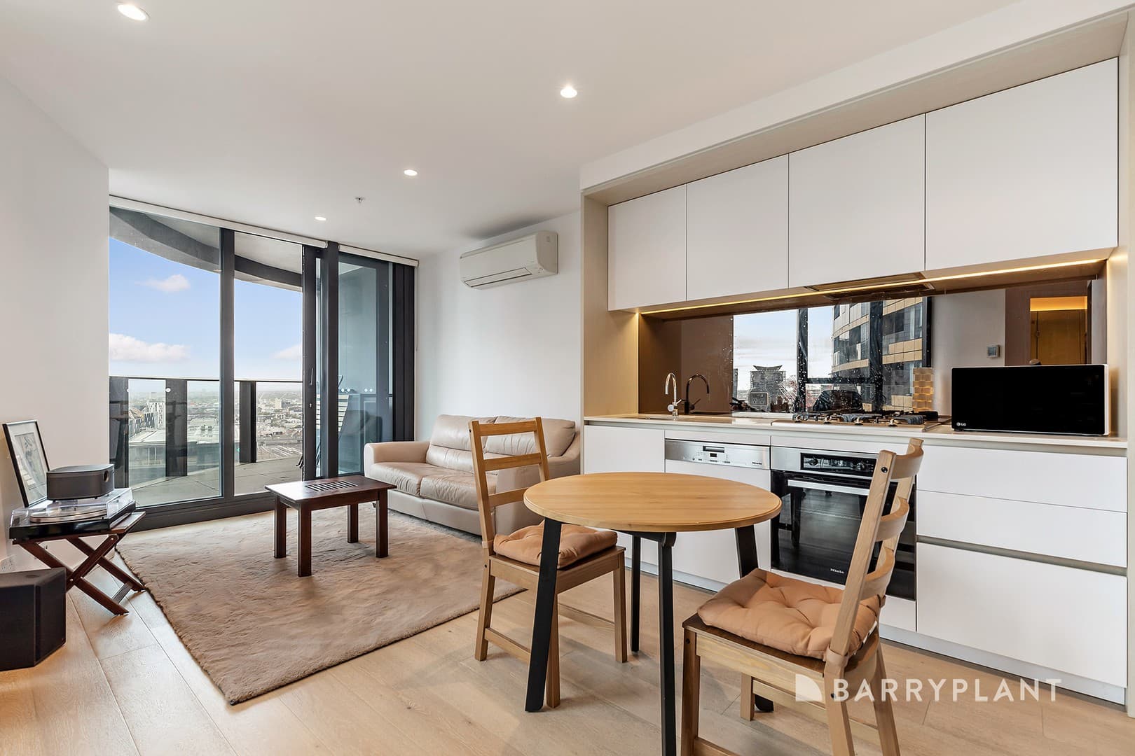 2401/628 Flinders Street, Docklands, VIC 3008, Docklands - Thumbnail 3