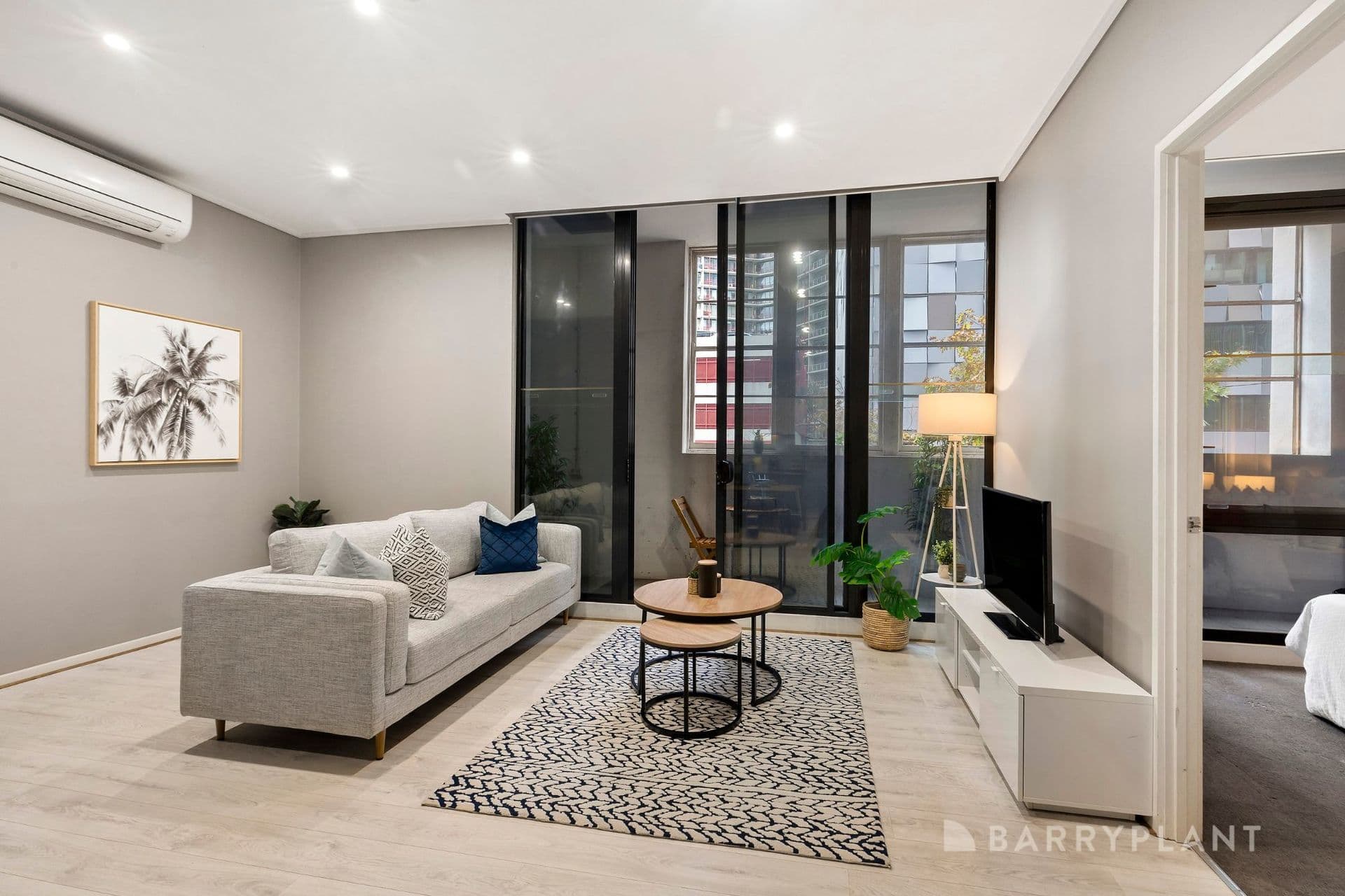 2/171 City Road, Southbank - Thumbnail 2