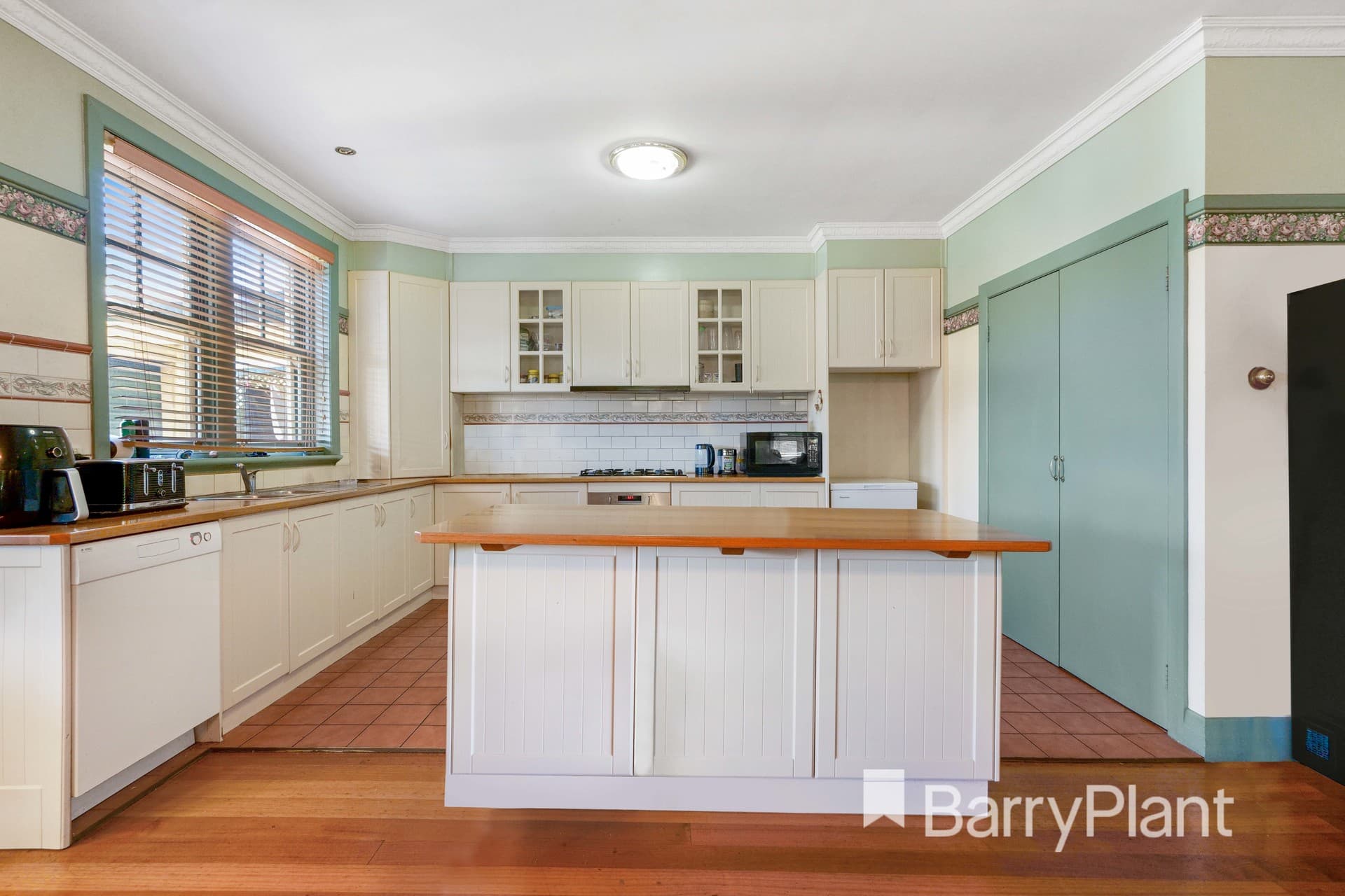 5 Cottrell Street, Werribee - Thumbnail 3